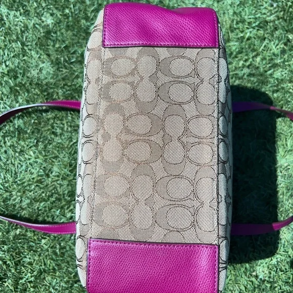 Coach Top Zip Shoulder Tote - D1657-F55364 - Picture 11 of 15